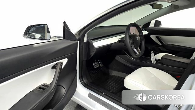 Tesla Model 3 id 4907050 из Кореи 32