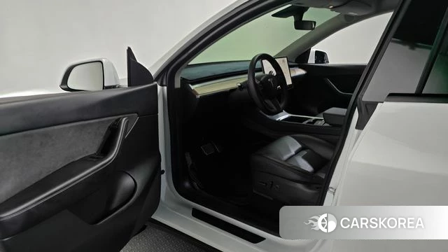 Tesla Model Y id 4666465 из Кореи 33