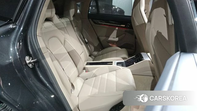 Porsche Panamera (976) id 5021142 из Кореи 33