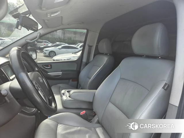Hyundai The New Grand Starex id 4614804 из Кореи 20