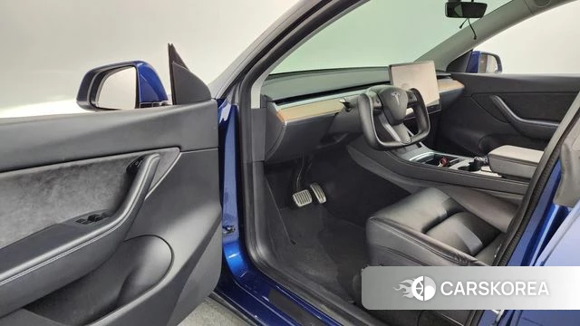 Tesla Model Y id 4764379 из Кореи 33