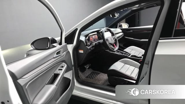 Volkswagen Golf 8th Generation id 4607820 из Кореи 36