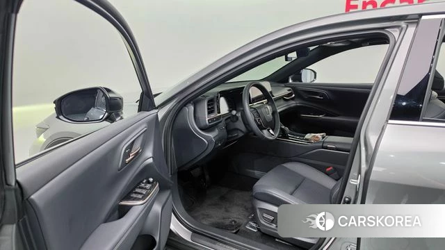 Toyota Crown Crossover id 5015830 из Кореи 31