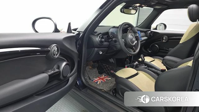 Mini Cooper id 5026985 из Кореи 31