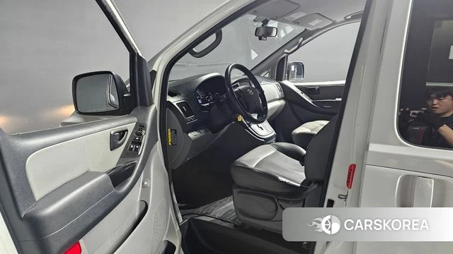 Hyundai The New Grand Starex id 4992777 из Кореи 32