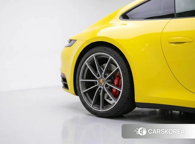 Porsche 911(992) id 4775824 из Кореи 20