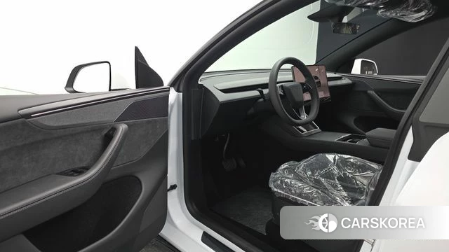 Tesla Model Y id 4773097 из Кореи 20