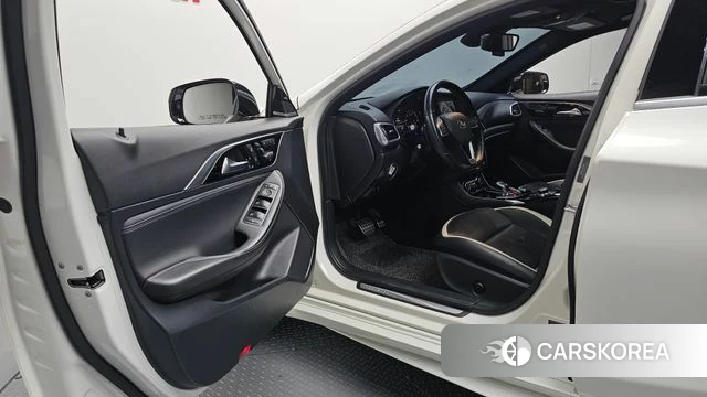 Infiniti Q30 id 4760064 из Кореи 20