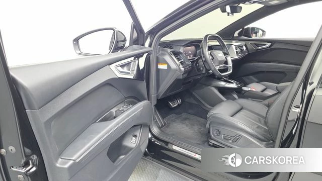 Audi Q4 e-Tron (F4) id 5034031 из Кореи 20