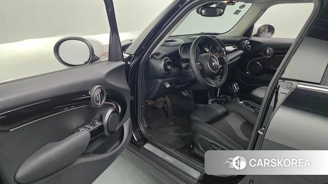 Mini Cooper id 5033567 из Кореи 32