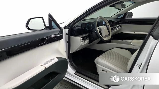 Hyundai Grandeur Hybrid (GN7) id 5011312 из Кореи 35