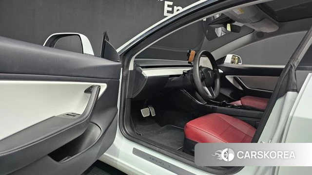 Tesla Model 3 id 4732124 из Кореи 20