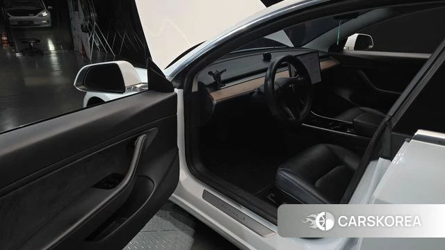 Tesla Model 3 id 4750884 из Кореи 30
