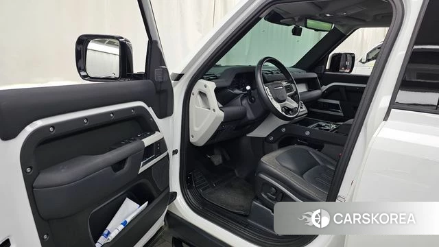 Land Rover Defender (L663) id 5041220 из Кореи 33