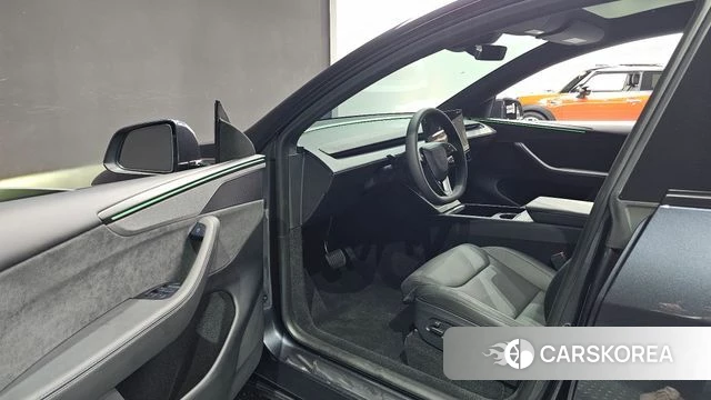 Tesla Model Y id 4862530 из Кореи 31
