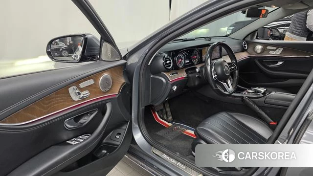 Mercedes-Benz E-Class W213 id 5048106 из Кореи 32