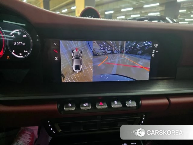Porsche 911(992) id 4792609 из Кореи 16