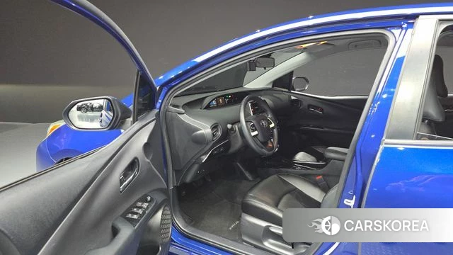 Toyota Prius 4th Generation id 4960573 из Кореи 27