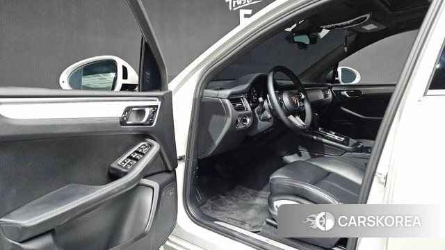 Porsche Macan id 4899178 из Кореи 41