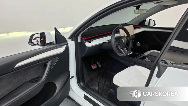 Tesla Model Y id 4996380 из Кореи 32