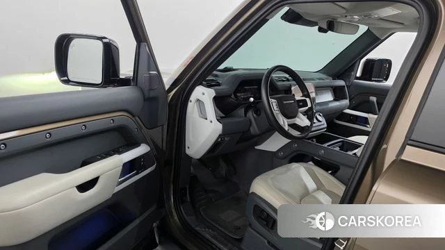 Land Rover Defender (L663) id 5046669 из Кореи 20