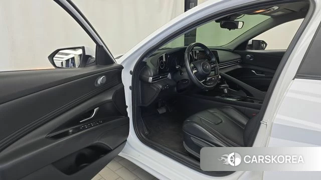 Hyundai Avante Hybrid (CN7) id 5027519 из Кореи 30