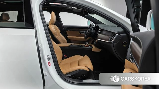 Volvo V90 Cross-Country id 4976782 из Кореи 40