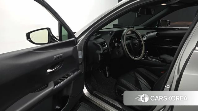 Lexus UX250h id 5013083 из Кореи 35