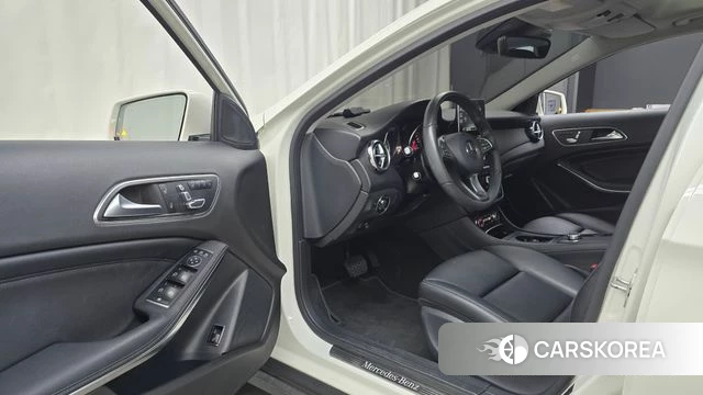 Mercedes-Benz GLA-Class X156 id 4526012 из Кореи 30