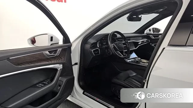 Audi A6 (C8) id 3687101 из Кореи 20