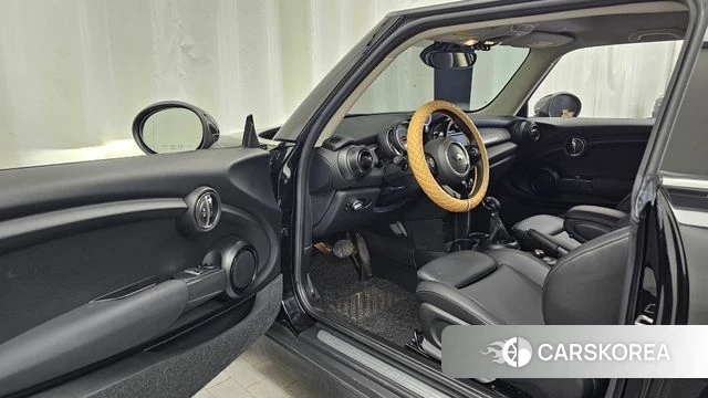 Mini Cooper id 4960024 из Кореи 31