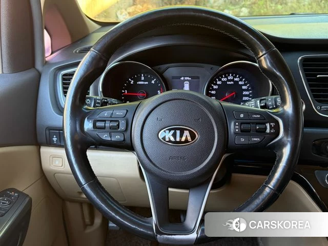 Kia The New Carnival id 4993525 из Кореи 20