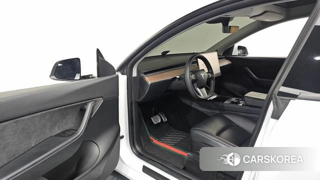 Tesla Model Y id 4631392 из Кореи 31
