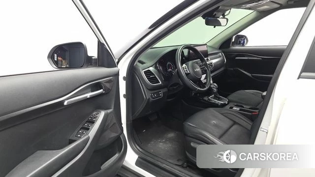 Kia Seltos id 4991872 из Кореи 31