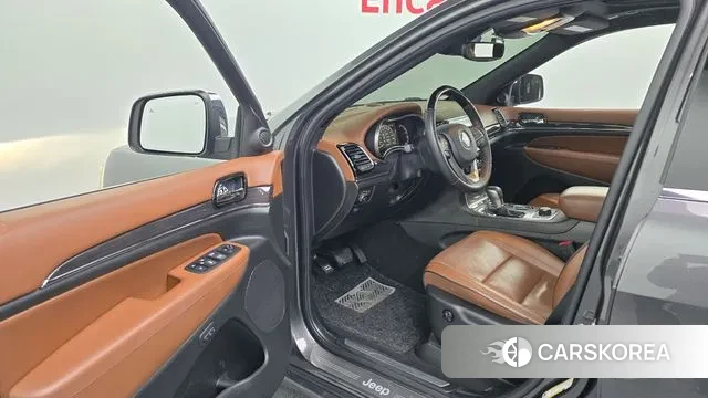 Jeep Grand Cherokee id 3681322 из Кореи 20