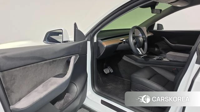 Tesla Model Y id 4986442 из Кореи 34