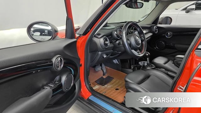 Mini Cooper S id 5013937 из Кореи 32