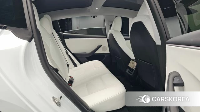 Tesla Model 3 id 5039268 из Кореи 37