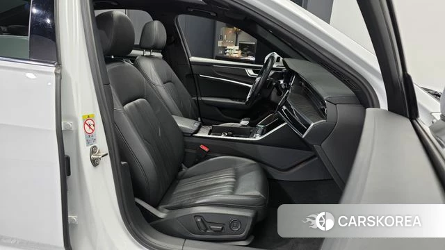 Audi A6 (C8) id 5047553 из Кореи 35