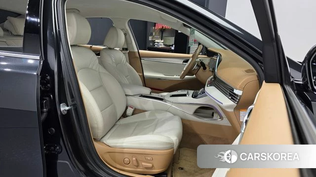 Hyundai The New Grandeur IG Hybrid id 5013387 из Кореи 35