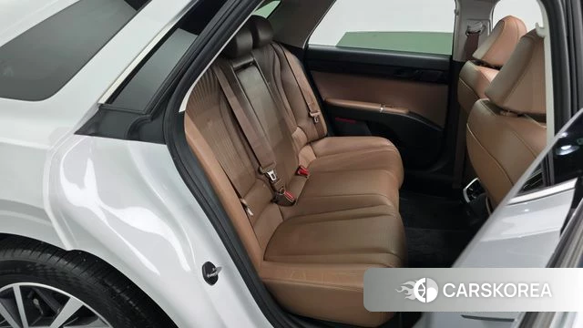 Hyundai Grandeur (GN7) id 4706596 из Кореи 34