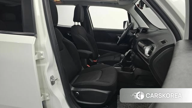 Jeep Renegade id 5013174 из Кореи 31