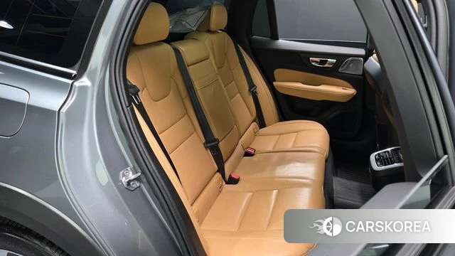 Volvo V60 Cross-Country 2nd Generation id 5035524 из Кореи 33