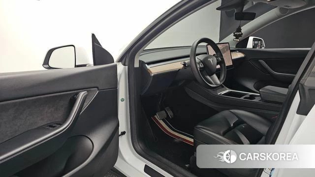 Tesla Model Y id 5040842 из Кореи 38