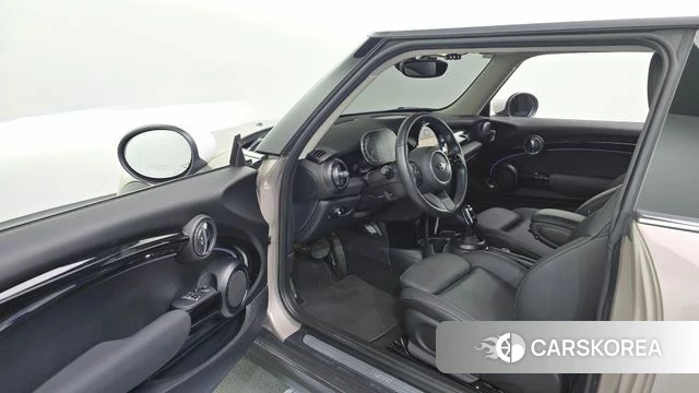 Mini Cooper id 5033377 из Кореи 30