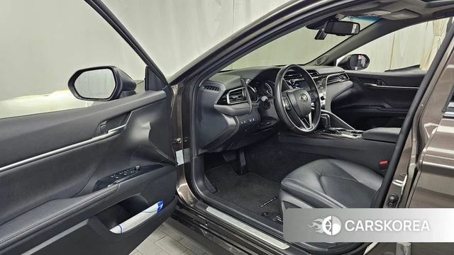 Toyota Camry (XV70) id 5018732 из Кореи 33
