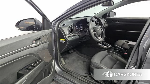 Hyundai Avante AD id 5024030 из Кореи 30