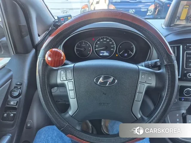 Hyundai The New Grand Starex id 3510161 из Кореи 16