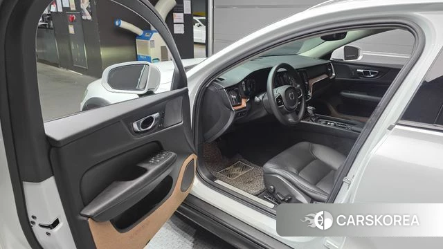 Volvo V60 Cross-Country 2nd Generation id 4882378 из Кореи 30