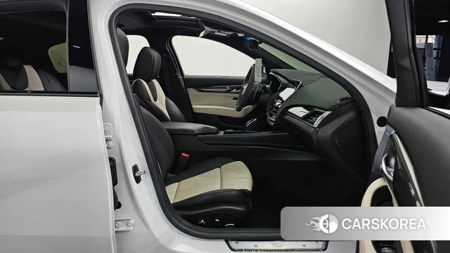 Cadillac CT5 id 4996348 из Кореи 35